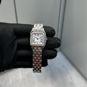 Cartier Panthère Dames Horloge: Premium 1:1 Replica Horloges Met Betaling Bij Levering 1128806125 - front view | Cartier